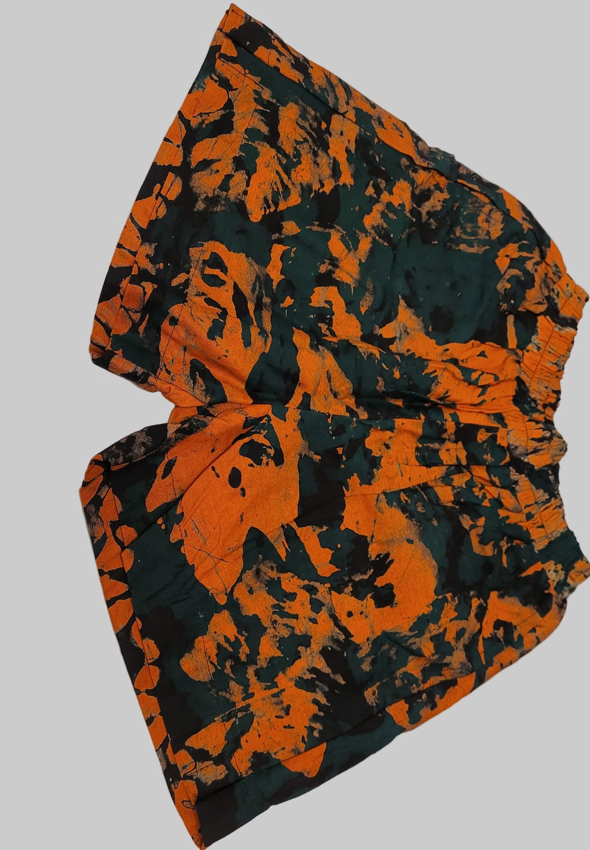 Batiki Shorts